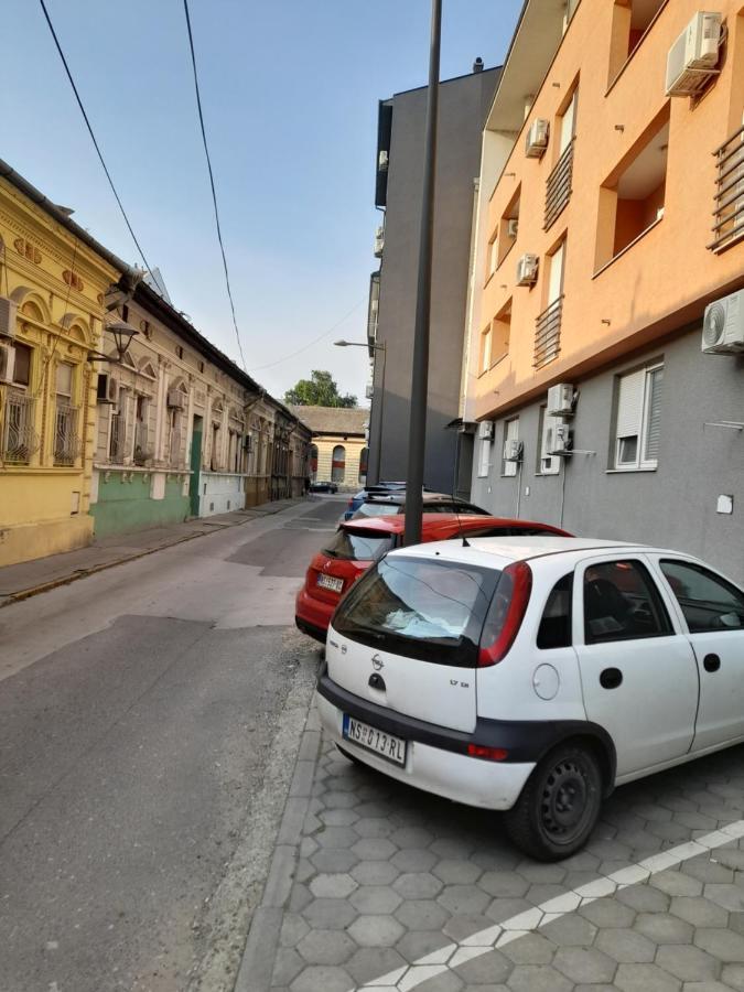 Appartement Nikola Ns à Novi Sad Extérieur photo